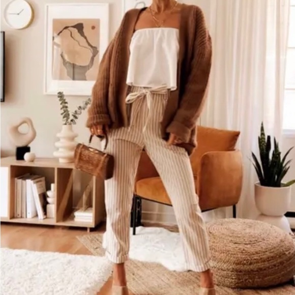 Cozy Brown Zara Cardigan perfect for fall - Picture 2 of 7